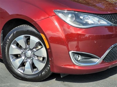 2020 Chrysler Pacifica Hybrid Limited