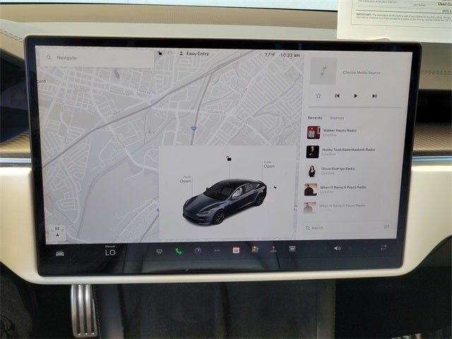 2023 Tesla Model S Plaid
