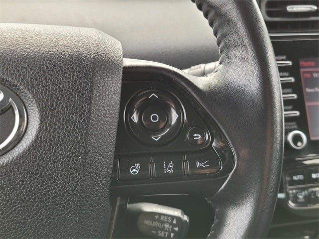 2020 Toyota Prius L MPG++ NAV