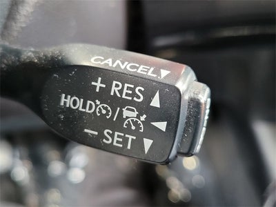 2020 Toyota Prius L MPG++ NAV