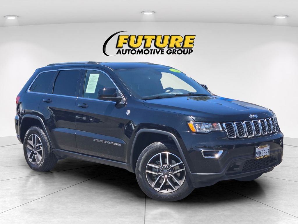 2020 Jeep Grand Cherokee Laredo