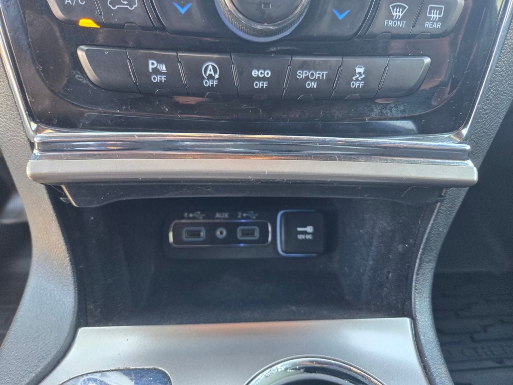 2020 Jeep Grand Cherokee Laredo