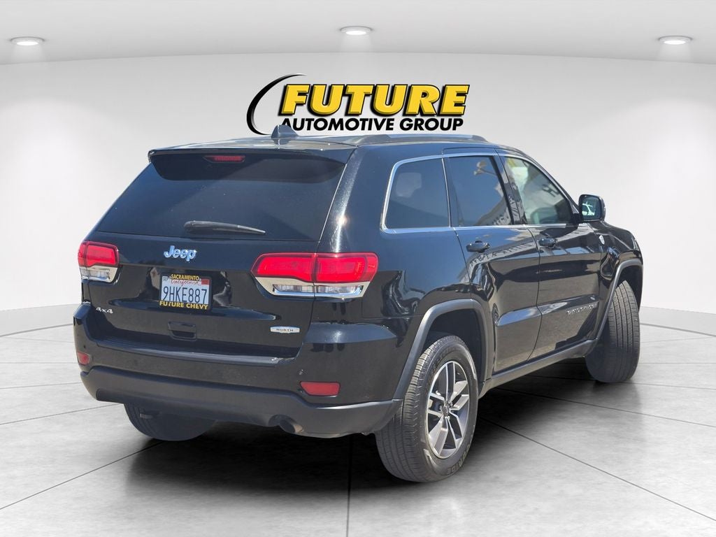 2020 Jeep Grand Cherokee Laredo