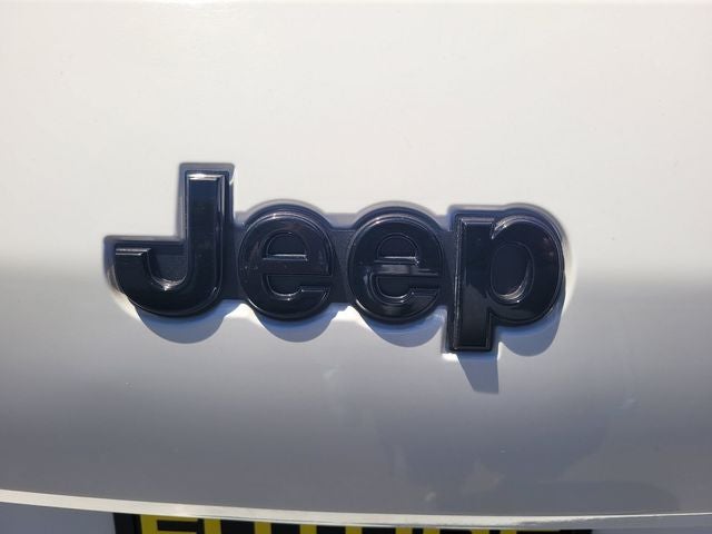 2023 Jeep Grand Cherokee L Altitude 4WD