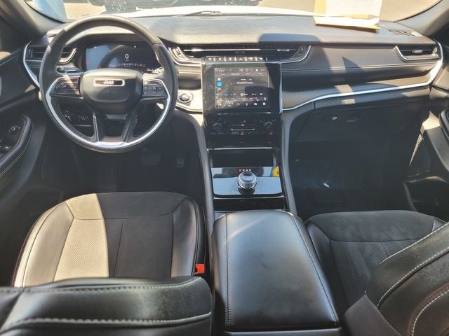 2023 Jeep Grand Cherokee L Altitude 4WD