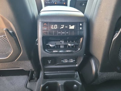 2023 Jeep Grand Cherokee L Altitude 4WD