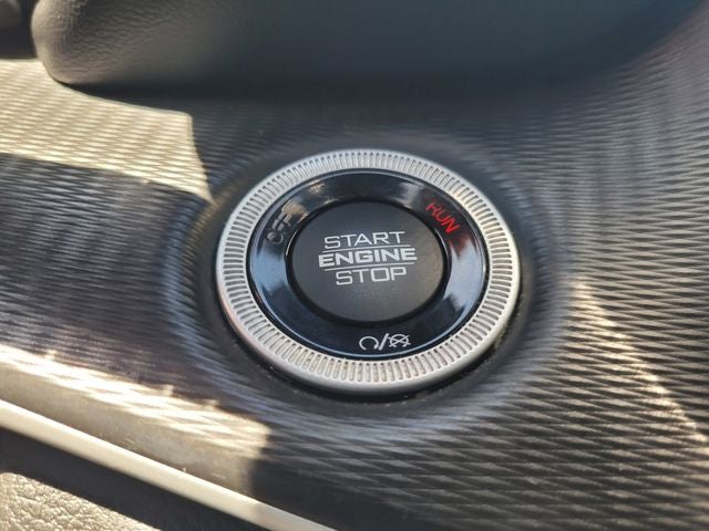 2023 Jeep Grand Cherokee L Altitude 4WD