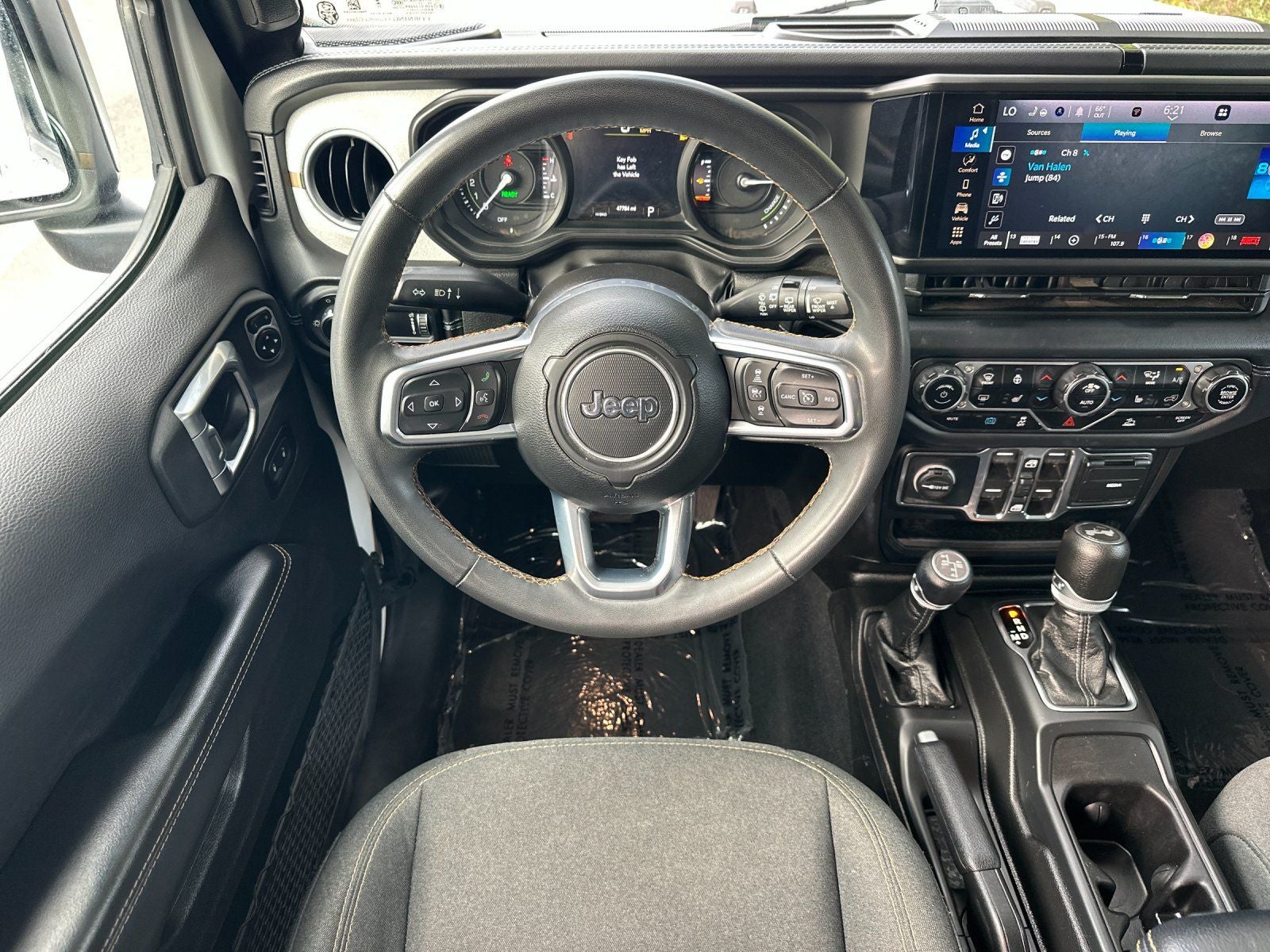 2024 Jeep Wrangler Sahara 4xe