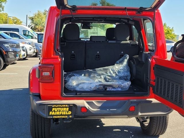 2025 Jeep Wrangler Sahara 4xe