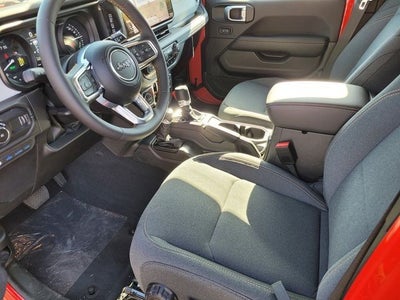 2025 Jeep Wrangler Sahara 4xe