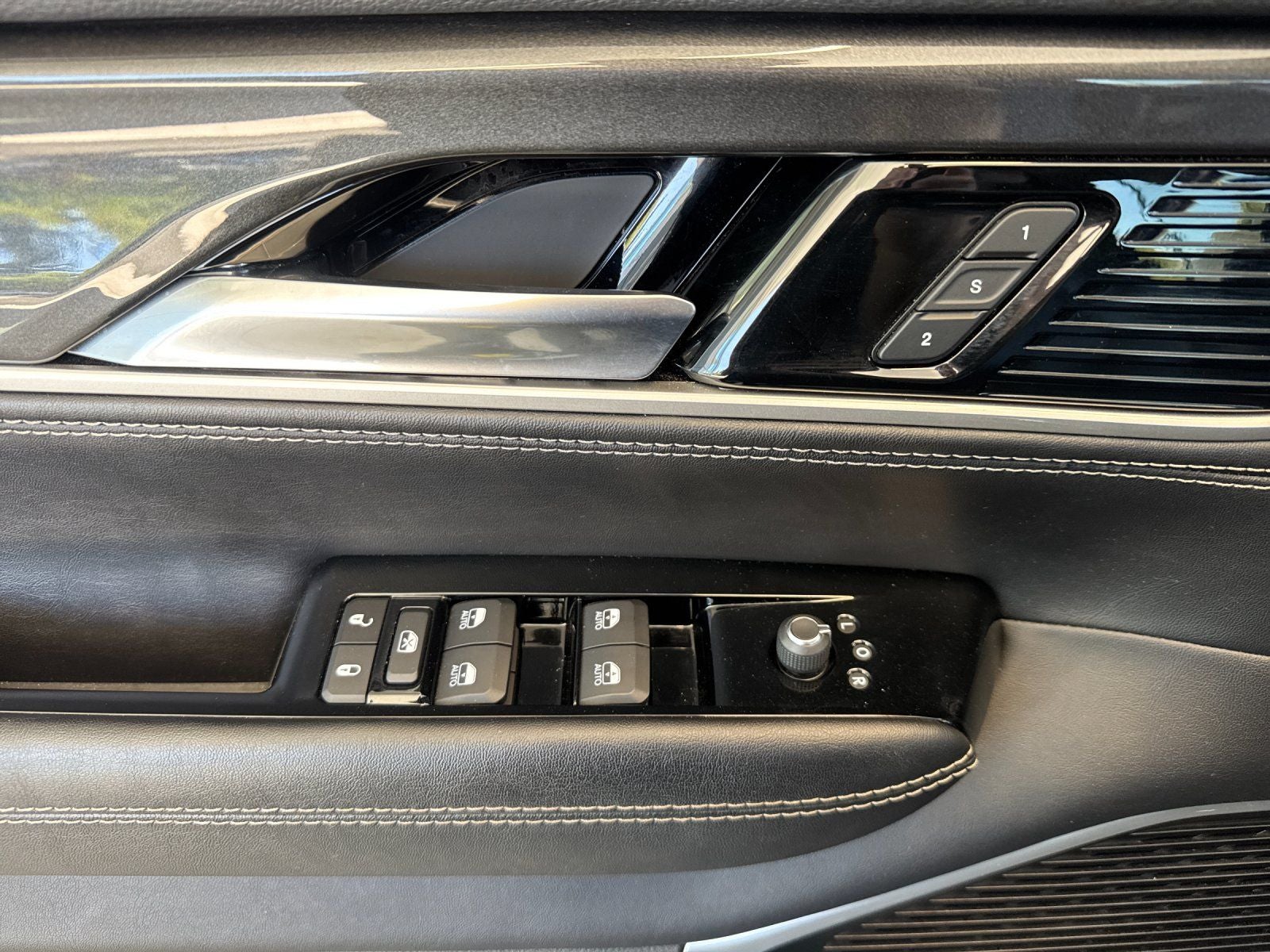 2022 Jeep Wagoneer Series I