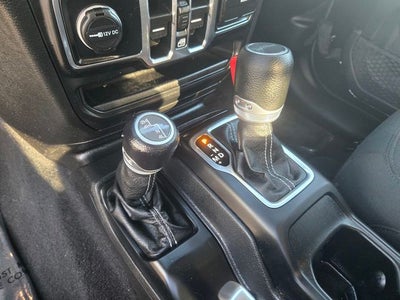 2020 Jeep Gladiator Overland Crew Cab 4WD w/HardTop
