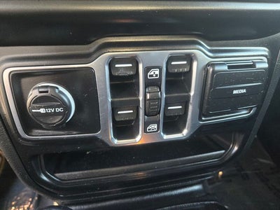 2020 Jeep Gladiator Overland Crew Cab 4WD w/HardTop