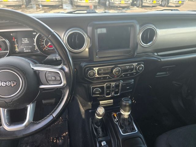 2020 Jeep Gladiator Overland Crew Cab 4WD w/HardTop
