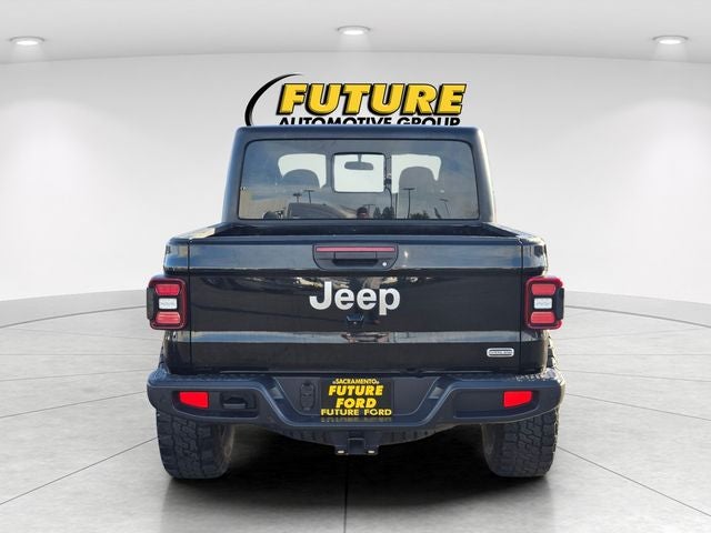 2020 Jeep Gladiator Overland Crew Cab 4WD w/HardTop