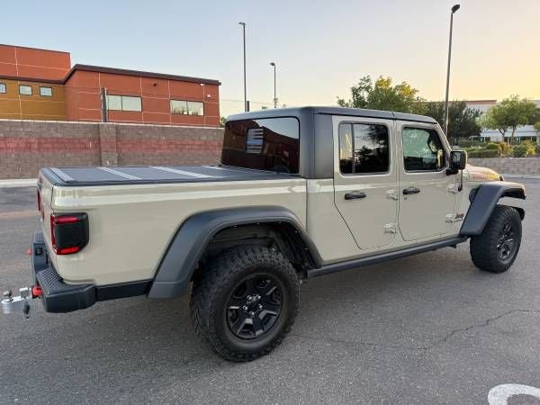 2022 Jeep Gladiator Mojave