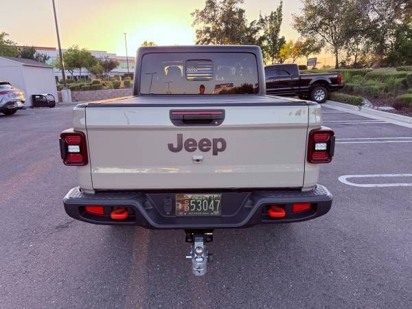 2022 Jeep Gladiator Mojave