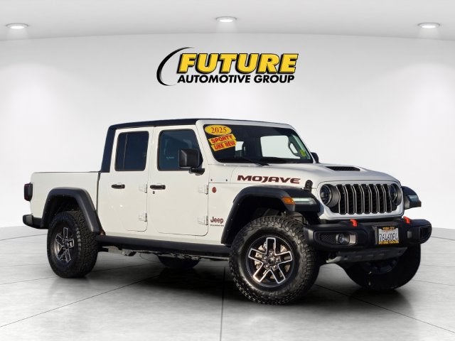 2025 Jeep Gladiator Mojave 4WD W/ Tech and Convenience Pkg's