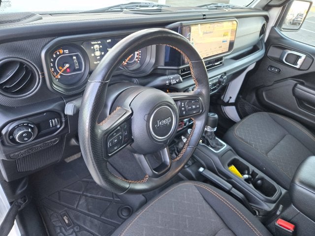 2025 Jeep Gladiator Mojave 4WD W/ Tech and Convenience Pkg's