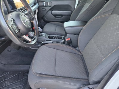 2025 Jeep Gladiator Mojave 4WD W/ Tech and Convenience Pkg's