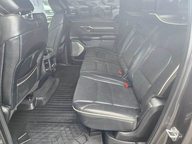 2019 RAM 1500 Limited Crew Cab 4WD w/Pano Roof & 22"s