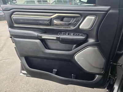 2019 RAM 1500 Limited Crew Cab 4WD w/Pano Roof & 22"s
