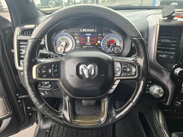 2019 RAM 1500 Limited Crew Cab 4WD w/Pano Roof & 22"s