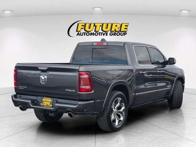 2019 RAM 1500 Limited Crew Cab 4WD w/Pano Roof & 22"s