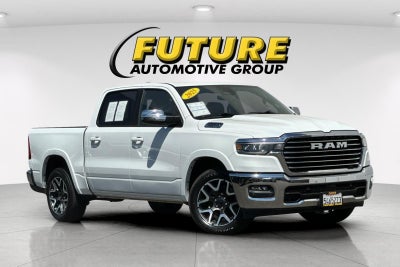 2025 RAM 1500 Laramie CREW CAB 4WD