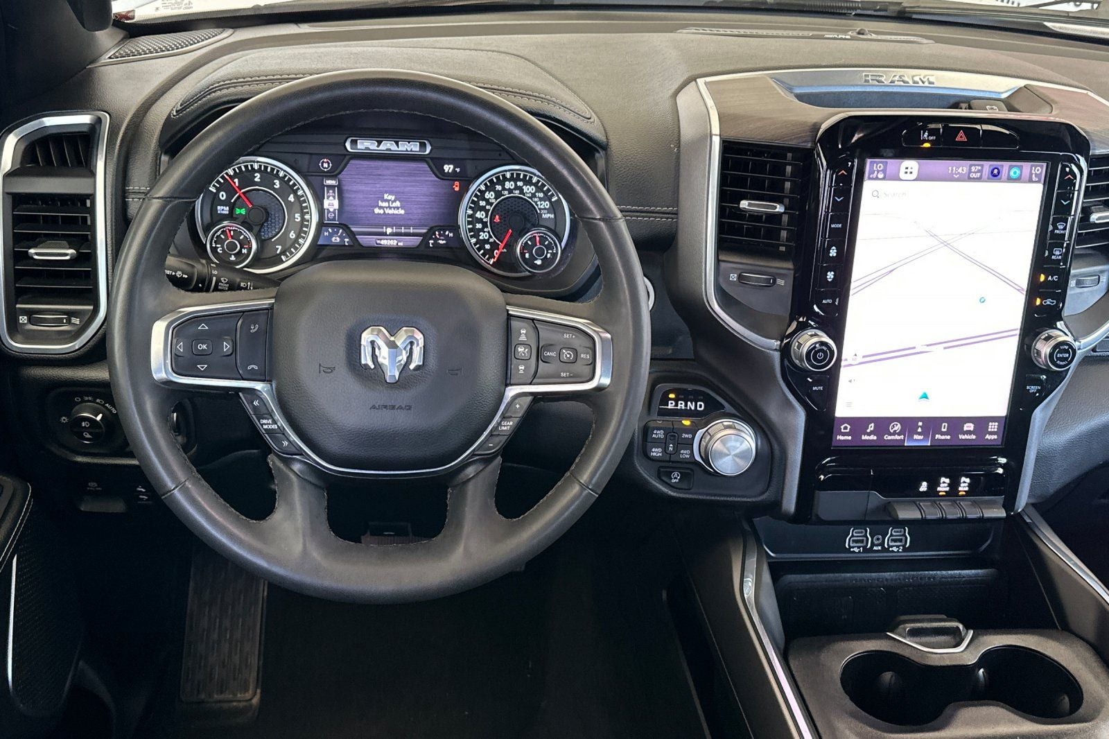 2025 RAM 1500 Laramie CREW CAB 4WD