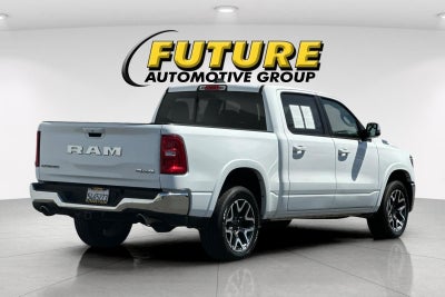2025 RAM 1500 Laramie CREW CAB 4WD