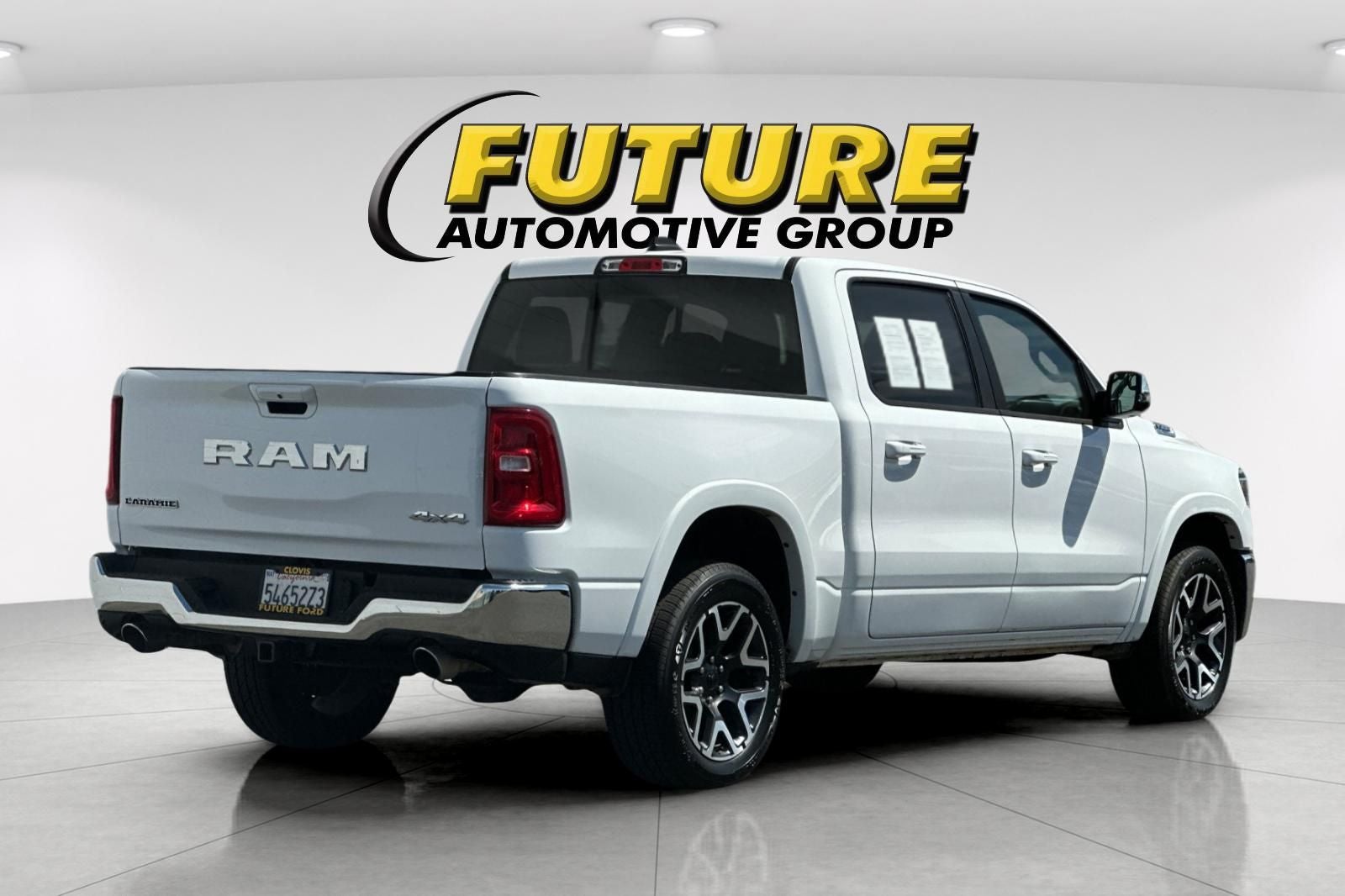 2025 RAM 1500 Laramie CREW CAB 4WD
