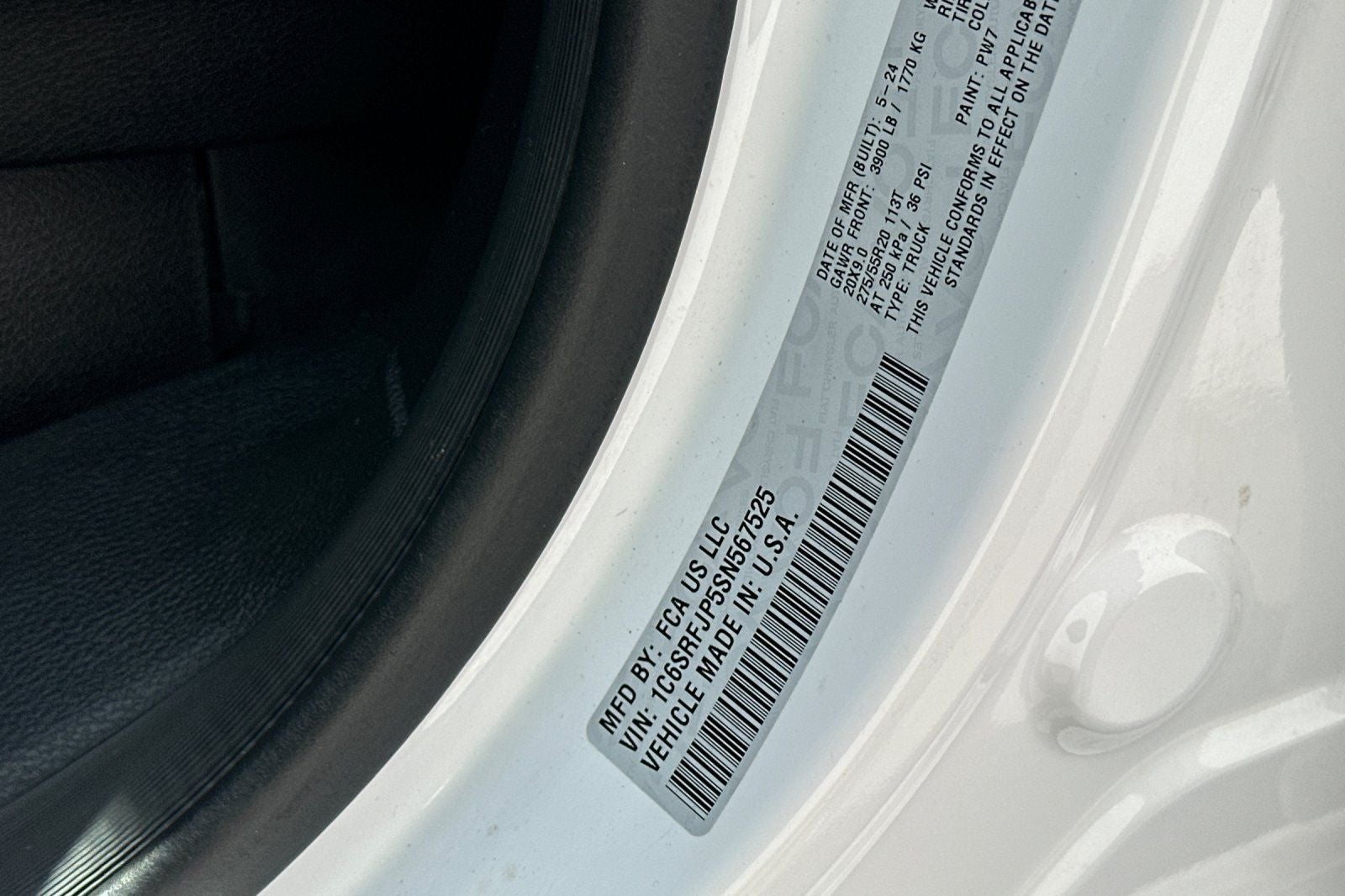2025 RAM 1500 Laramie CREW CAB 4WD