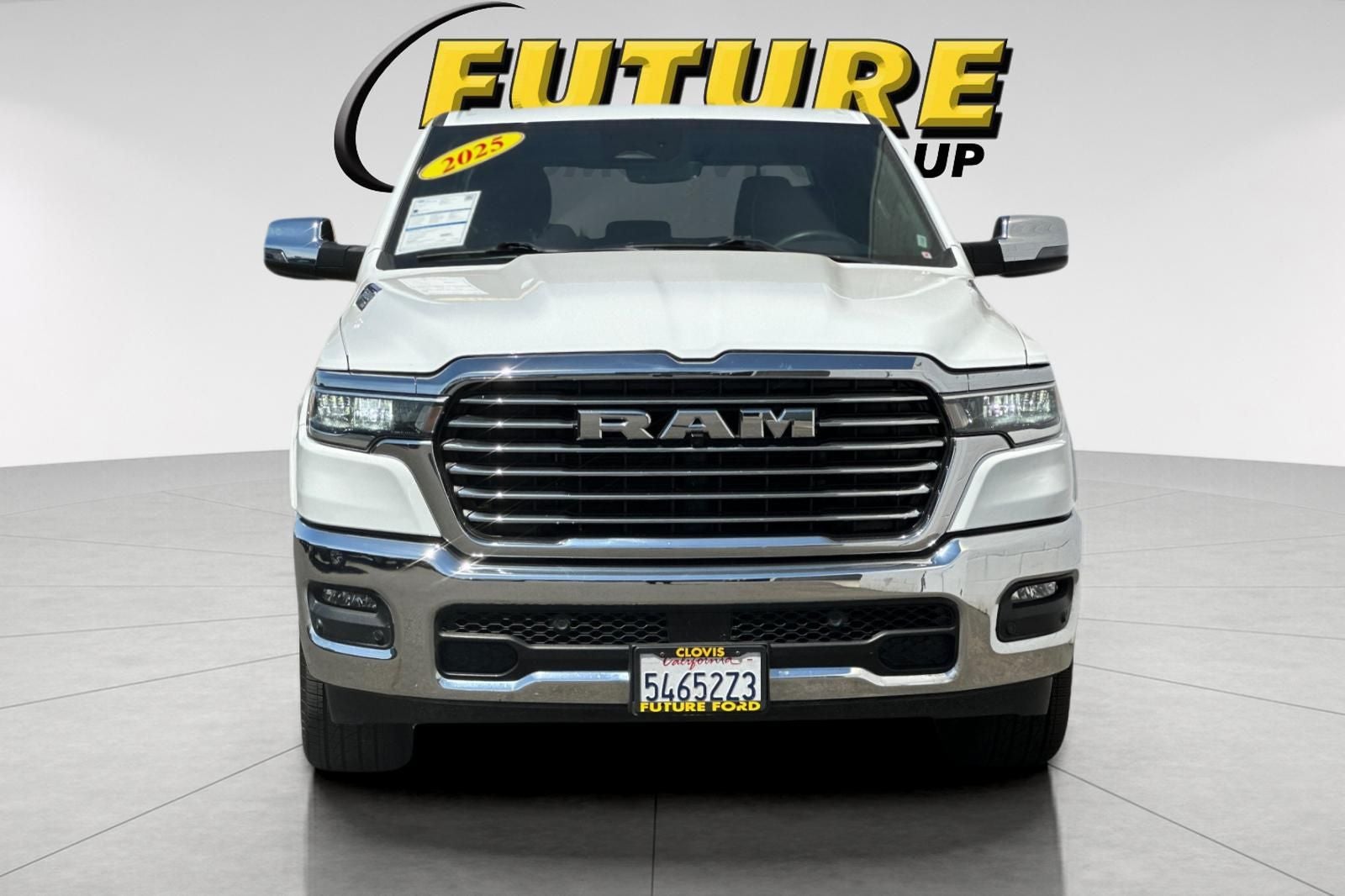 2025 RAM 1500 Laramie CREW CAB 4WD