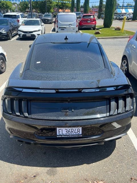 2022 Ford Mustang GT Premium Coupe w/Performance Package