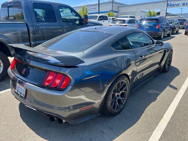 2017 Ford Mustang Shelby GT350R Coupe w/Electronics Package