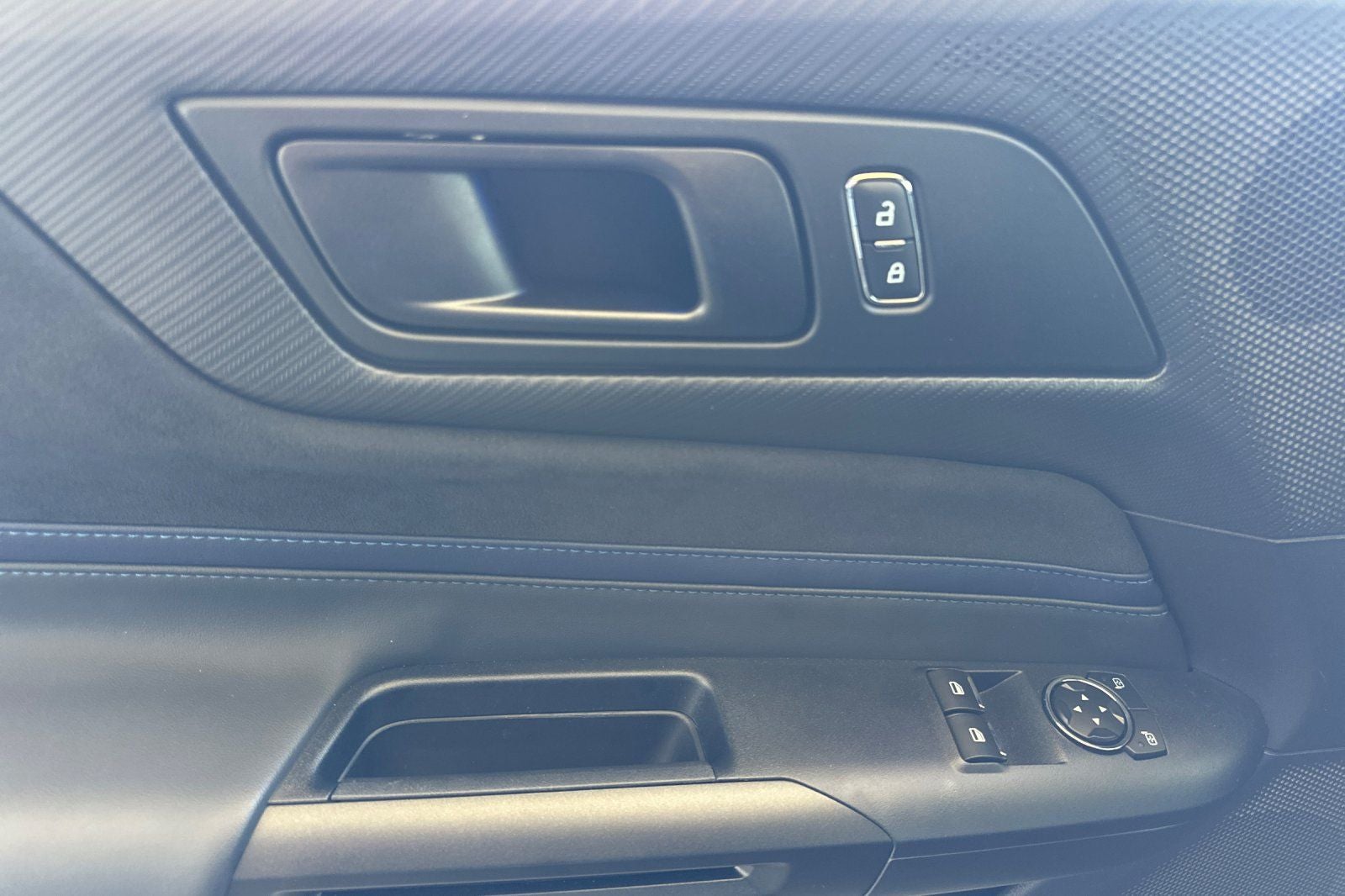 2025 Ford Mustang Dark Horse 6 SPEED