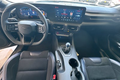 2025 Ford Mustang Dark Horse 6 SPEED