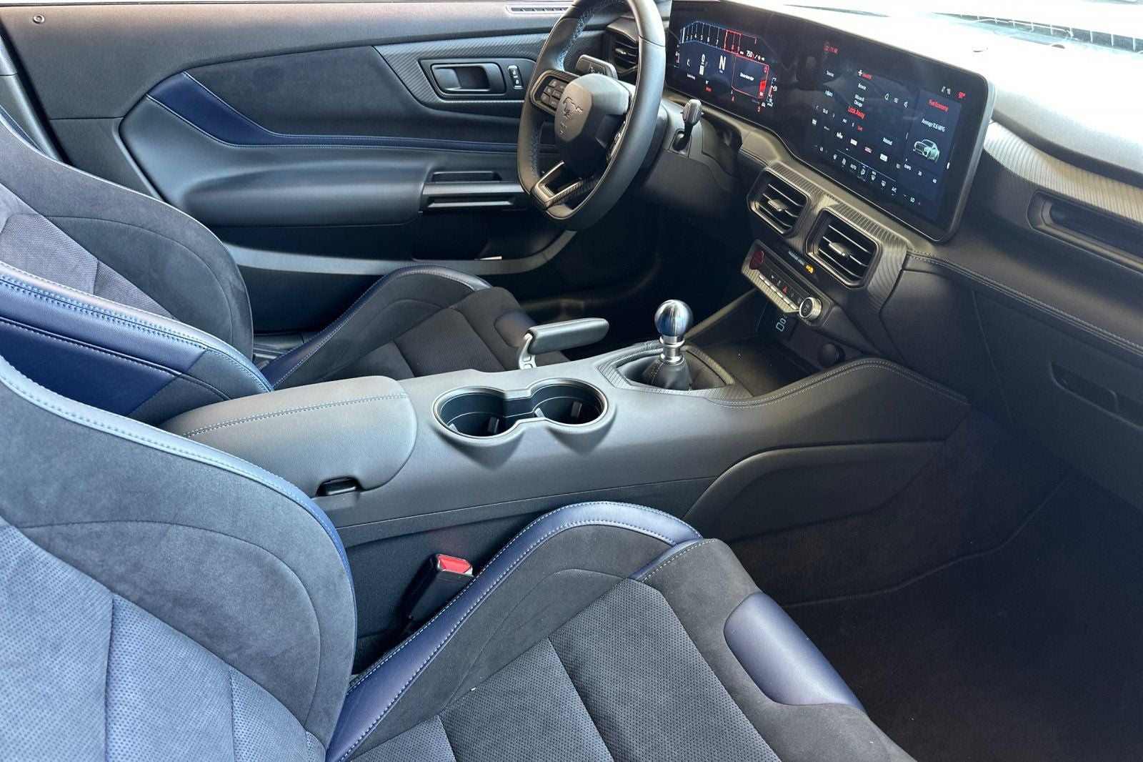 2025 Ford Mustang Dark Horse 6 SPEED