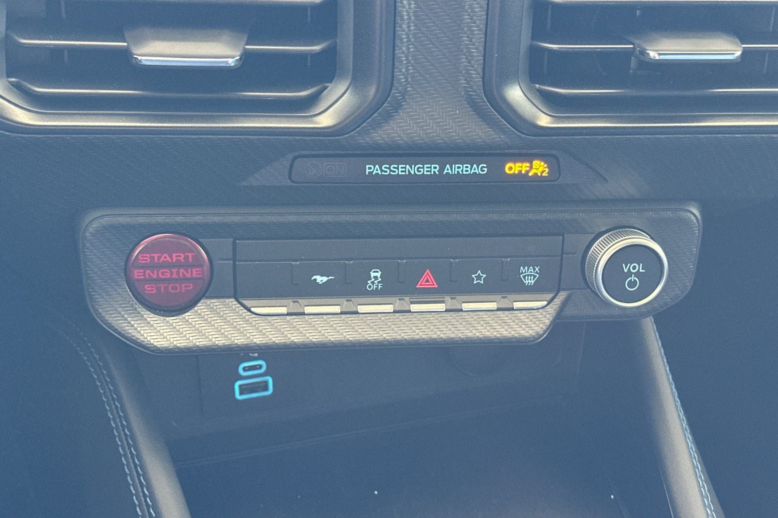 2025 Ford Mustang Dark Horse 6 SPEED