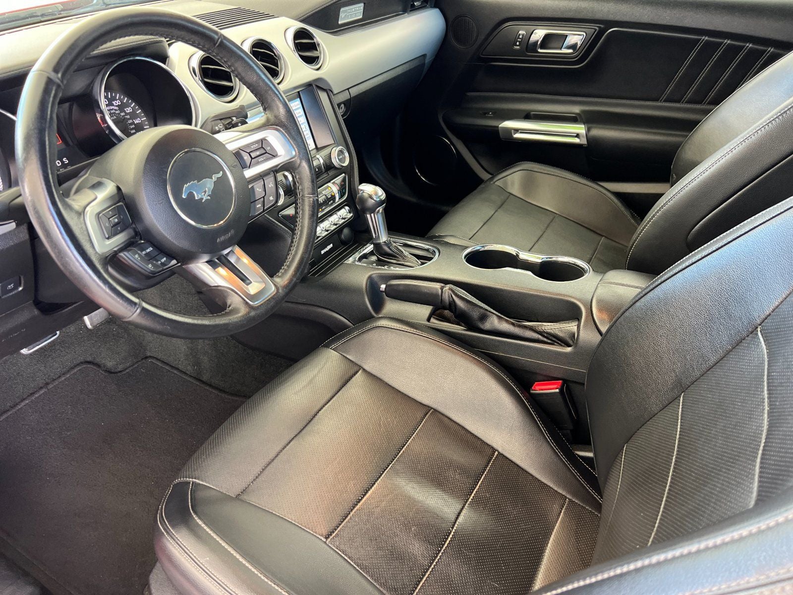 2016 Ford Mustang EcoBoost Premium
