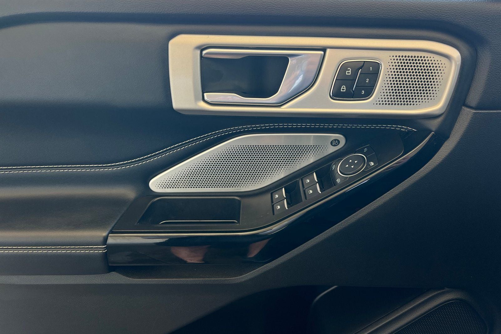 2022 Ford Explorer ST PERFORMANCE 4WD
