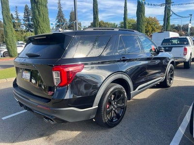 2023 Ford Explorer ST 4WD w/401A & Twin Panel Moonroof