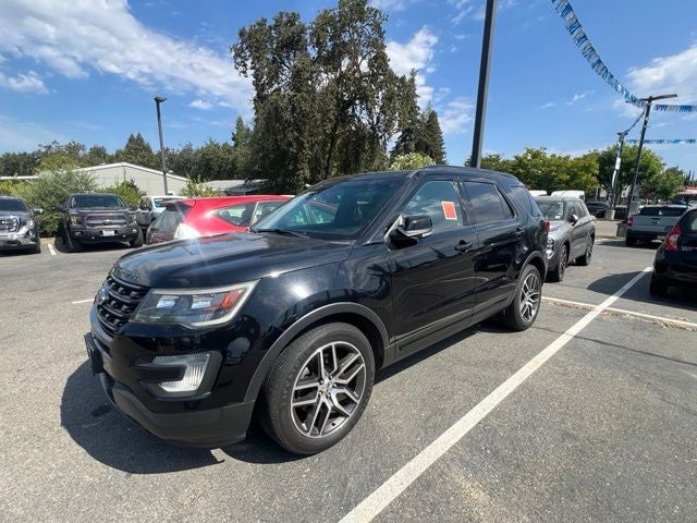 2017 Ford Explorer Sport 4WD w/Twin Panel Moonroof