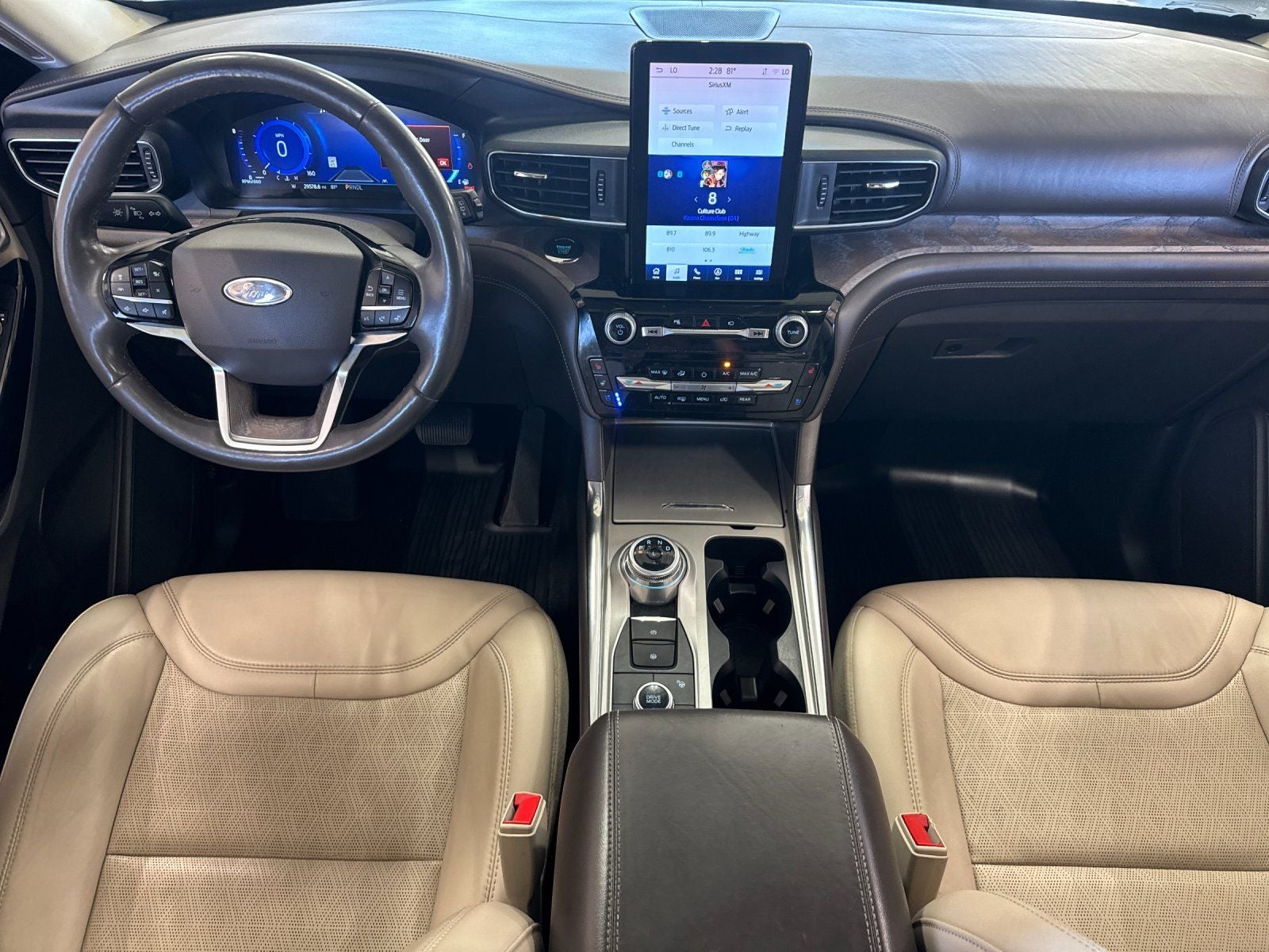 2022 Ford Explorer Platinum