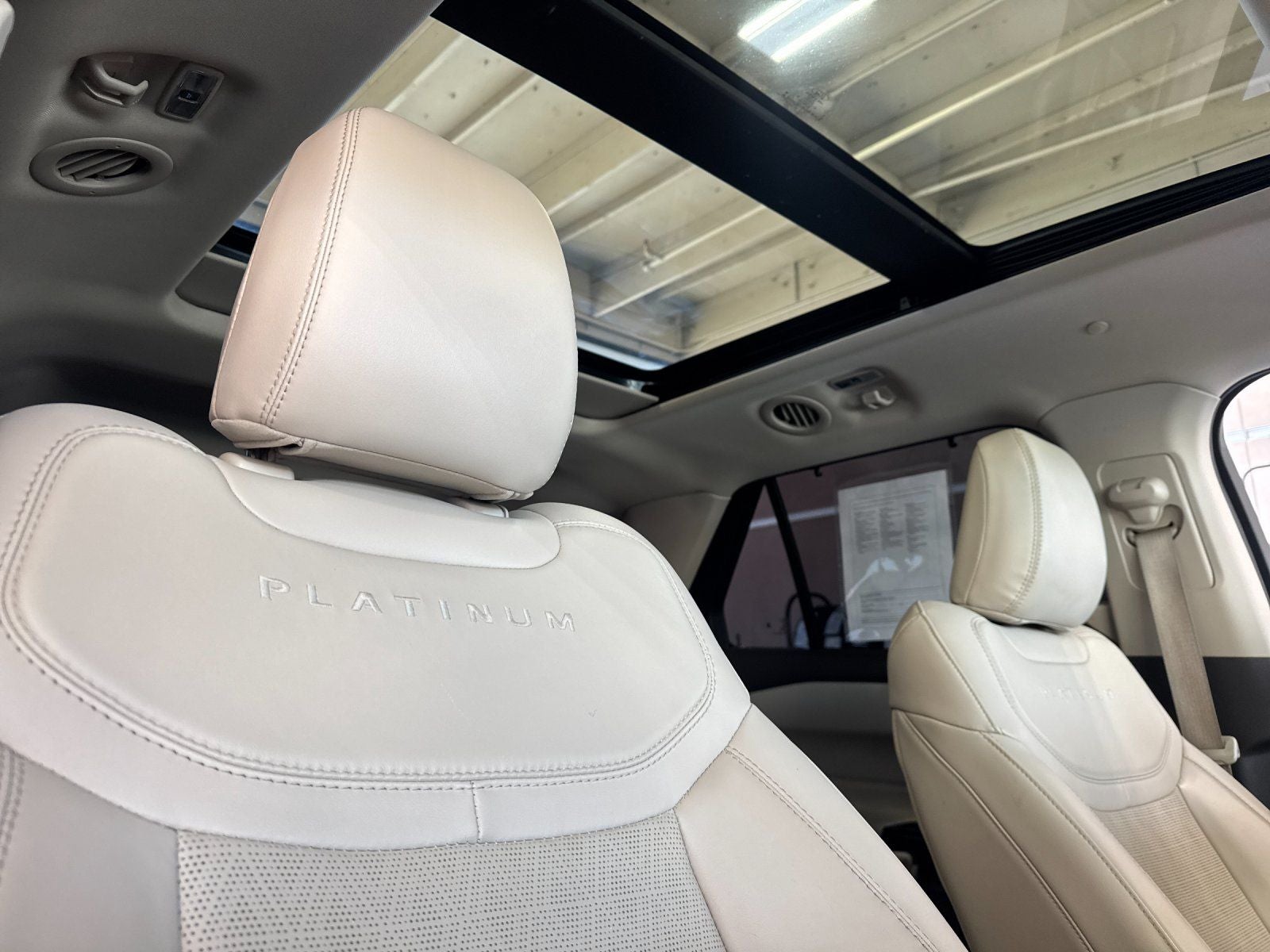 2022 Ford Explorer Platinum