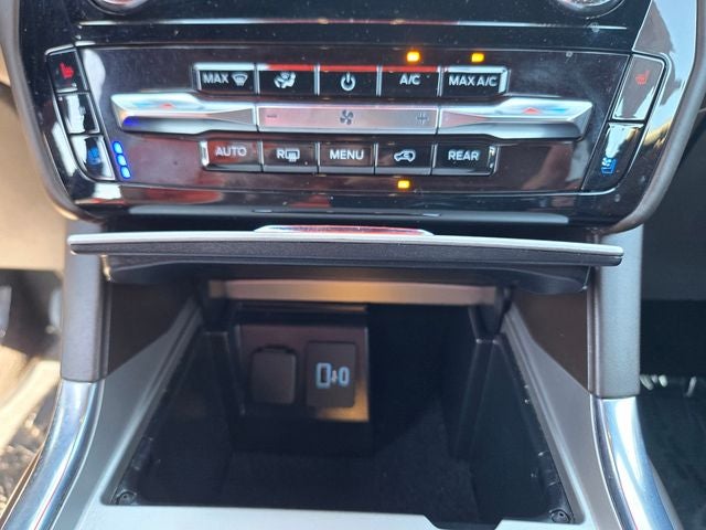 2022 Ford Explorer King Ranch 4WD w/Dual Panel Moonroof
