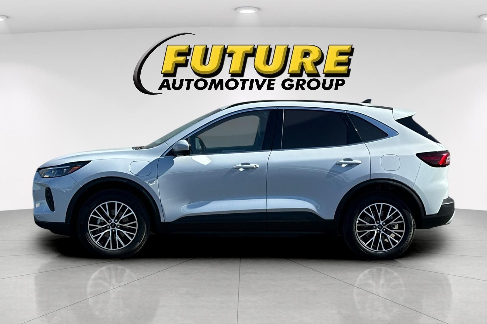2025 Ford Escape Plug-In Hybrid Base