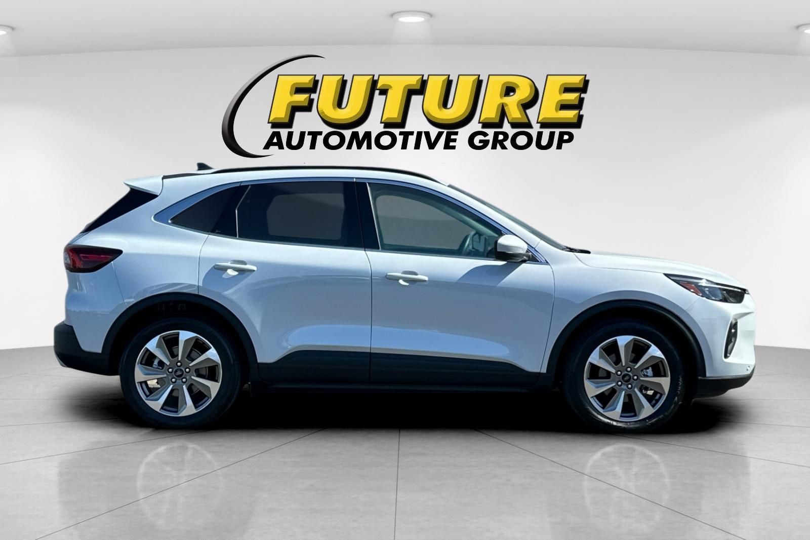 2025 Ford Escape Hybrid Platinum