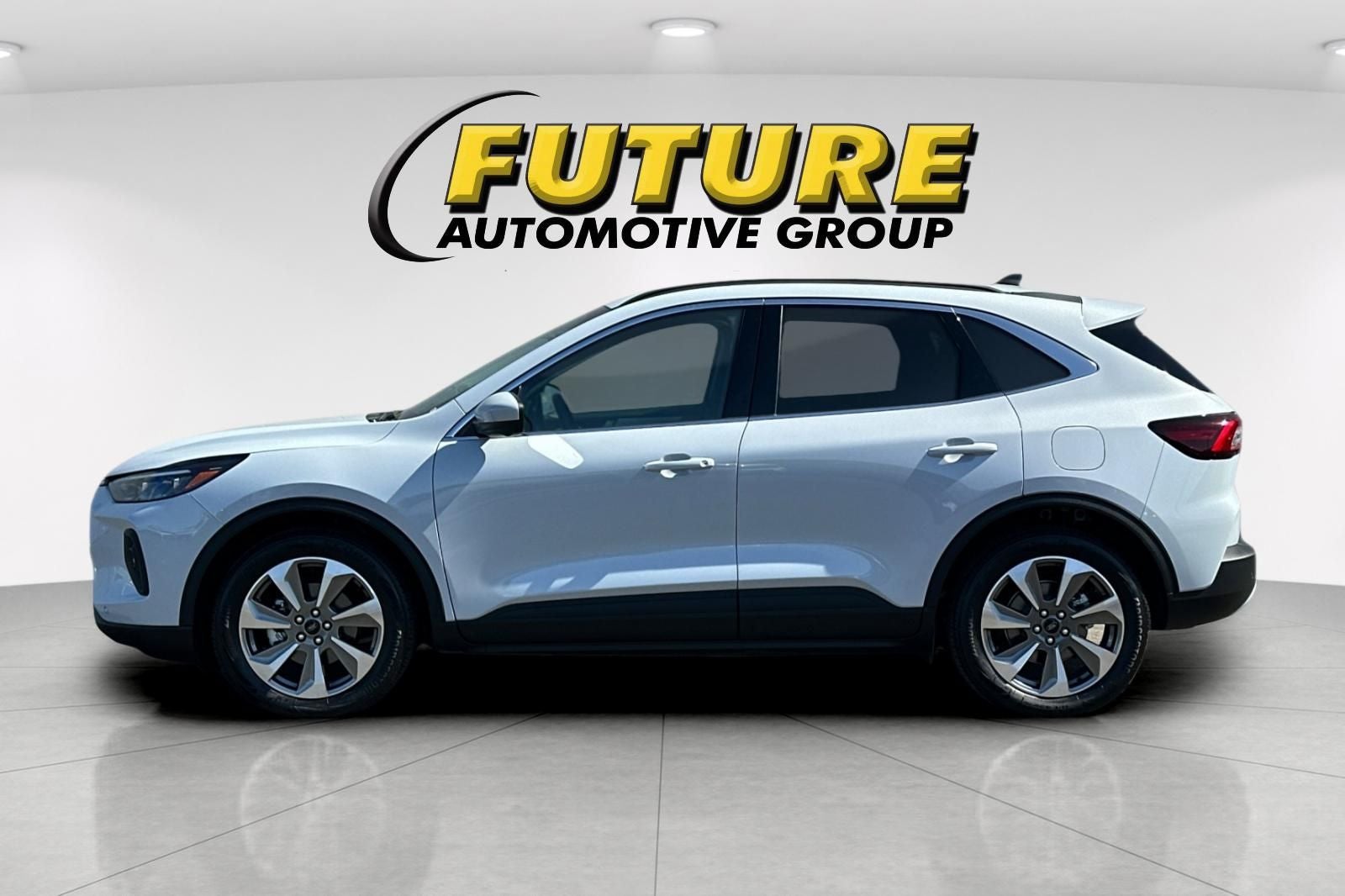 2025 Ford Escape Hybrid Platinum